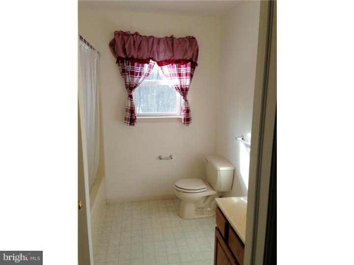 370 Buchert Road Pottstown, PA 19464 - Photo 19 of 24 Bathroom