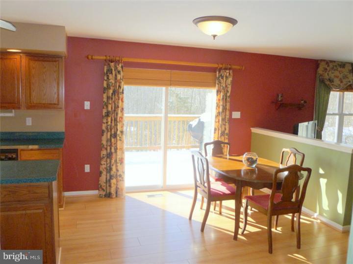 370 Buchert Road Pottstown, PA 19464 - Photo 8 of 24 Kitchen