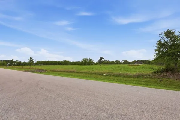 $185,000 | Lot 2 Avenue East, Santa Fe, TX 77510