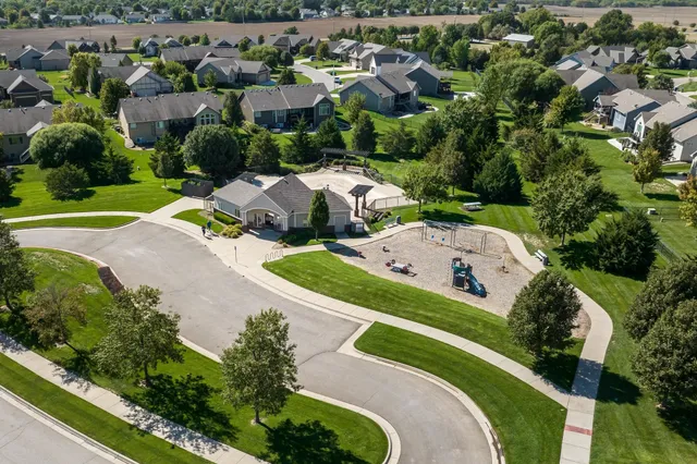 $489,900 | 3220 North Pine Grove Circle, Wichita, KS 67205