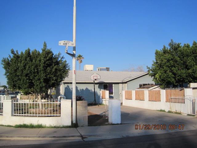 4740 East Pecan Road Phoenix, AZ 85040 - Photo 1 of 9 Front View