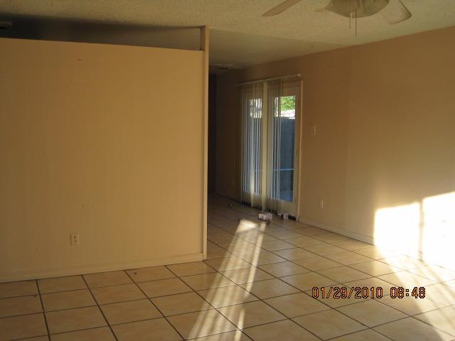 4740 East Pecan Road Phoenix, AZ 85040 - Photo 2 of 9 View