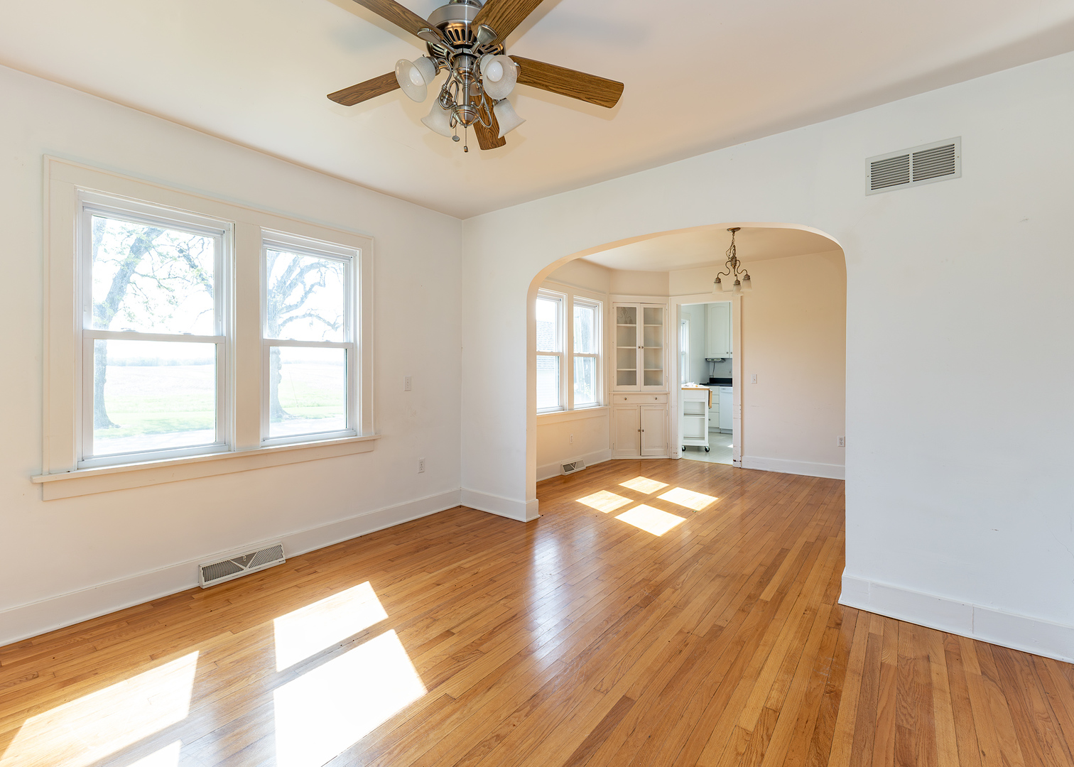 8367 Wolf Road Geneseo, IL 61254 - Photo 17 of 33