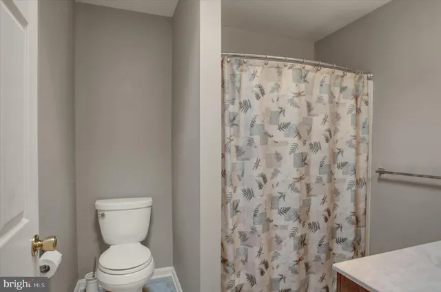 $395,000 | 722 Mahantango Drive, Chambersburg, PA 17202