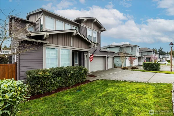 $779,000 | 2342 Northeast Winlock Way, Poulsbo, WA 98370