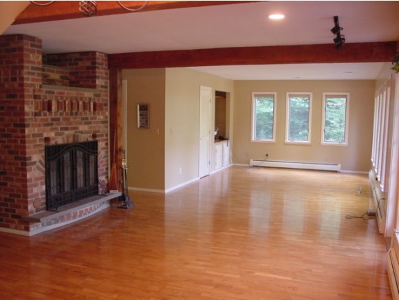 1070 Turnpike Road New Ipswich, NH 03071 - Photo 5 of 34