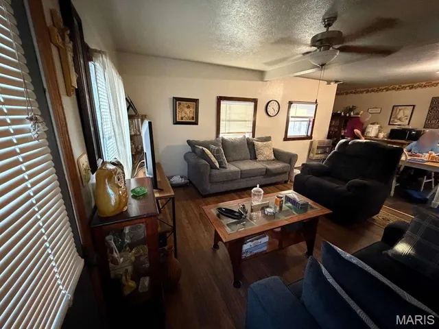 $49,900 | 329 West Elm Street, East Prairie, MO 63845