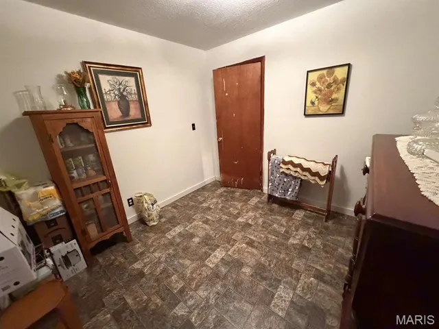 $49,900 | 329 West Elm Street, East Prairie, MO 63845