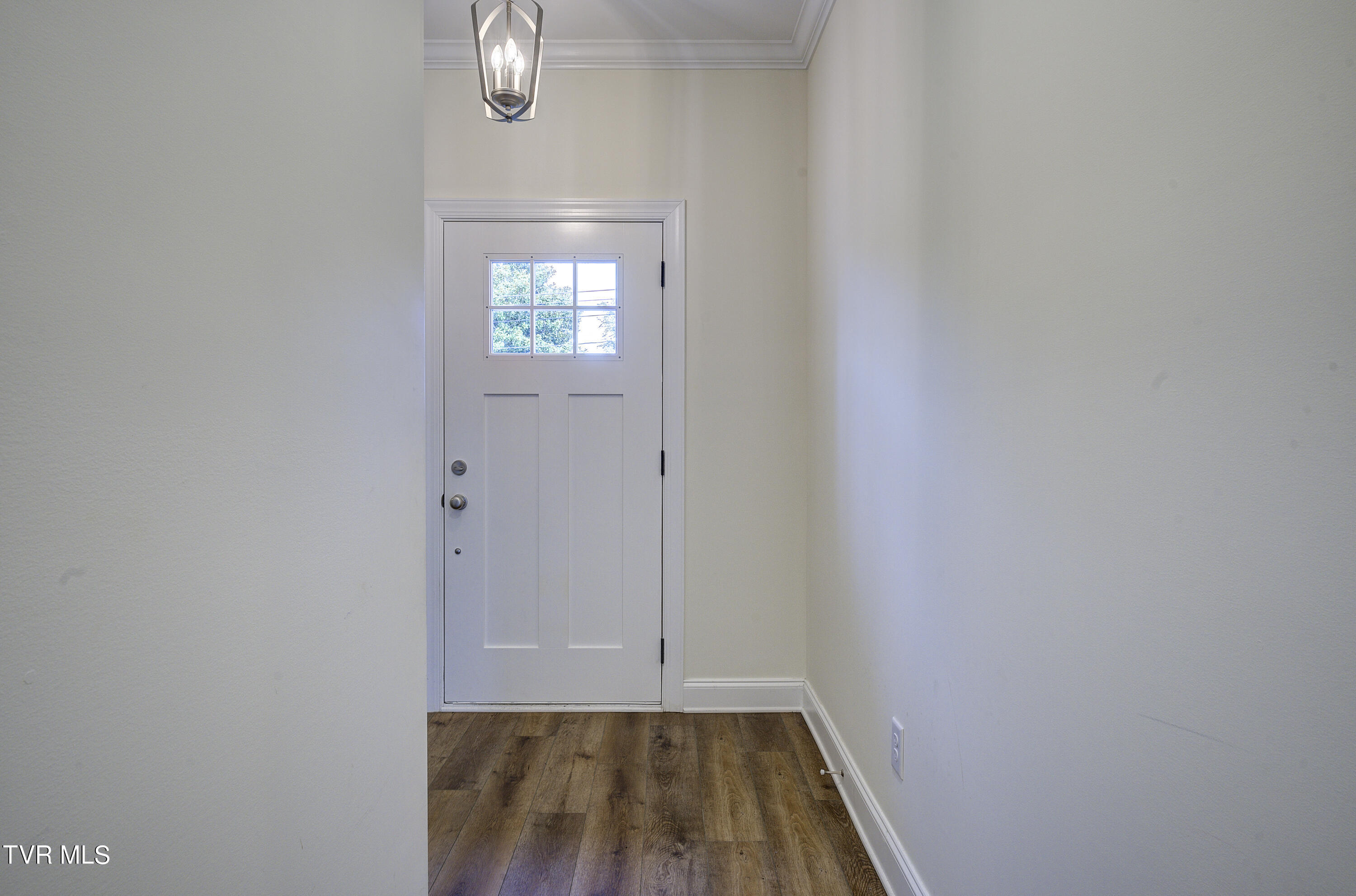 201 Mayflower Road Johnson City, TN 37601 - Photo 8 of 52 Mayflower-1