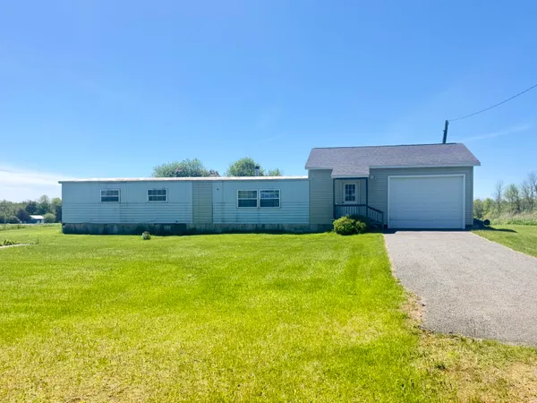 $89,900 | 19 Lyons Road, Plattsburgh, NY 12901