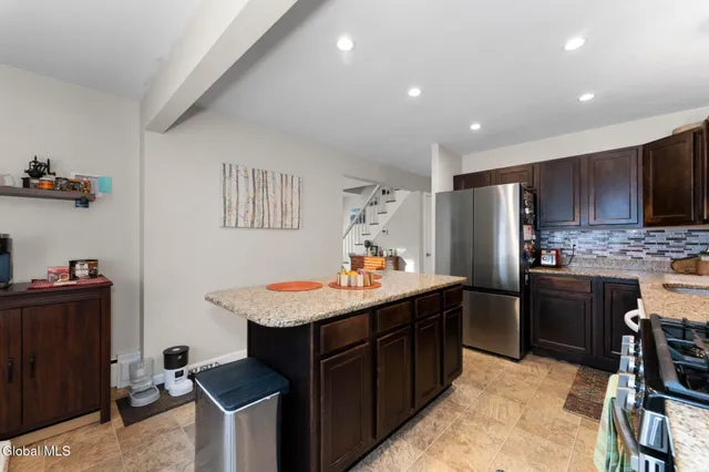 $284,900 | 38 Rotterdam Street, Rotterdam, NY 12306