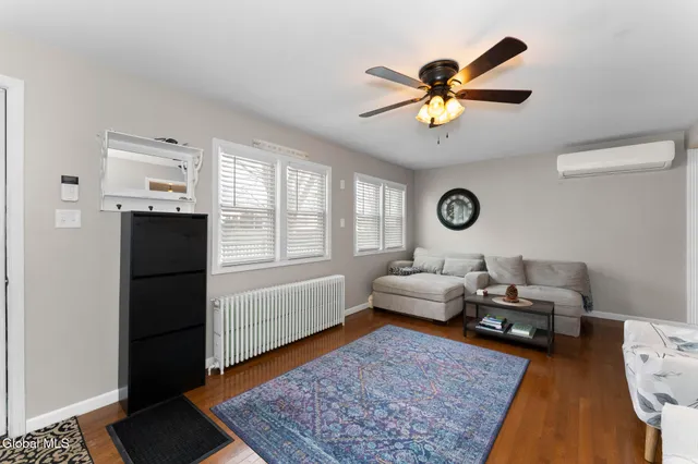 $284,900 | 38 Rotterdam Street, Rotterdam, NY 12306