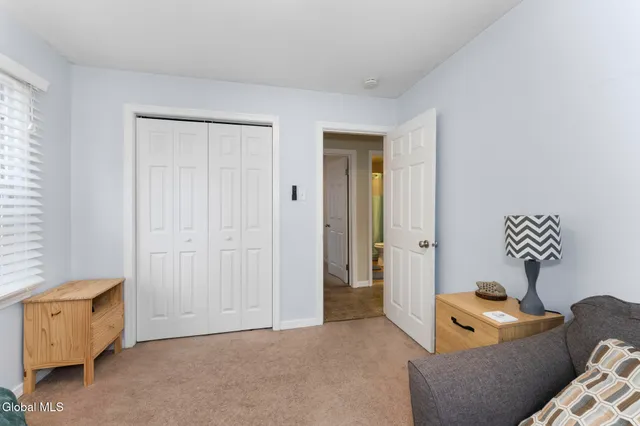 $284,900 | 38 Rotterdam Street, Rotterdam, NY 12306