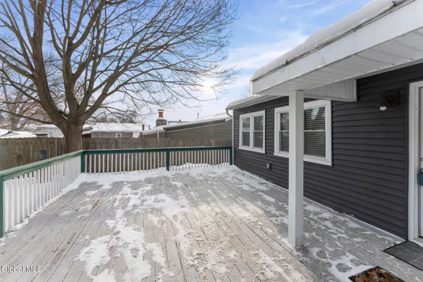 $315,000 | 38 Rotterdam Street, Rotterdam, NY 12306