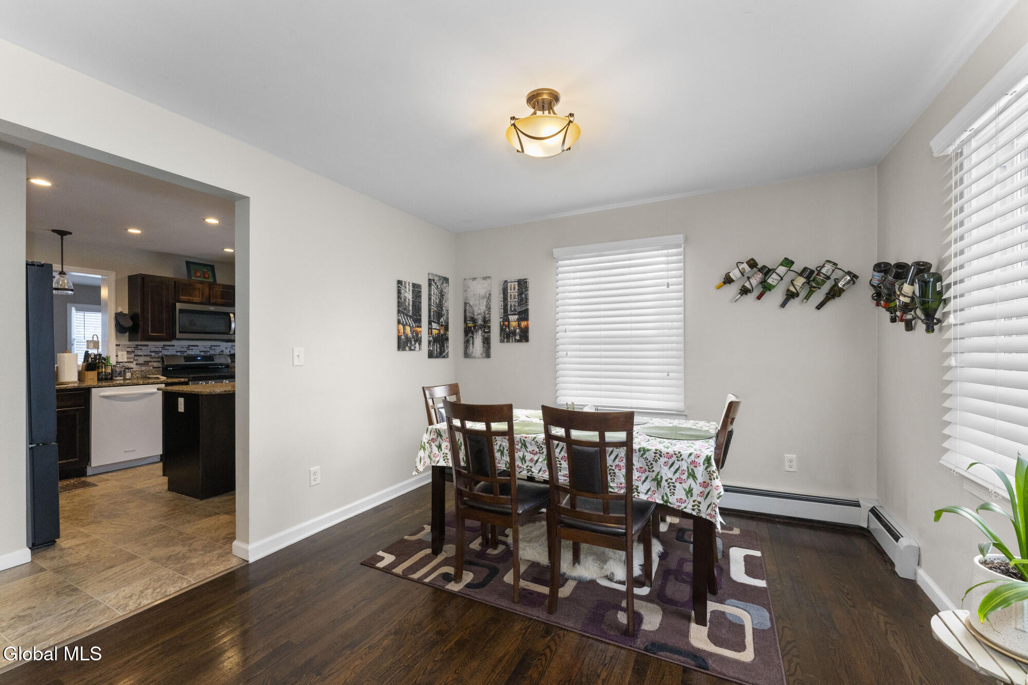 38 Rotterdam Street Rotterdam, NY 12306 - Photo 6 of 36 1 Diningroom 2