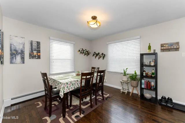 $284,900 | 38 Rotterdam Street, Rotterdam, NY 12306