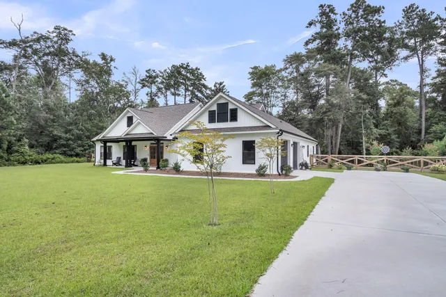$585,000 | 182 Longleaf Drive, Walterboro, SC 29488