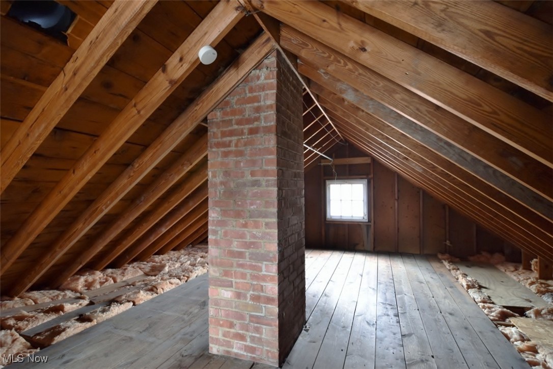 3886 Grosvenor Road Cleveland, OH 44118 - Photo 31 of 42 Gallery Image 31