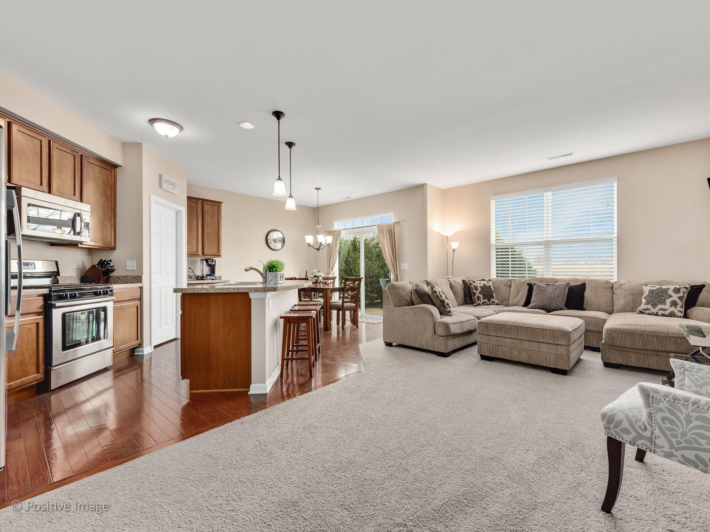 2884 Church Road Aurora, IL 60502 - Photo 3 of 24