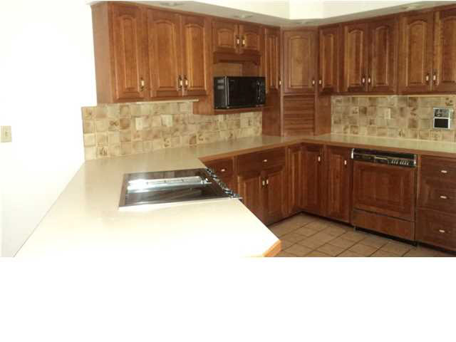 8812 Old State Road Evansville, IN 47711 - Photo 3 of 10 Gallery Image 3