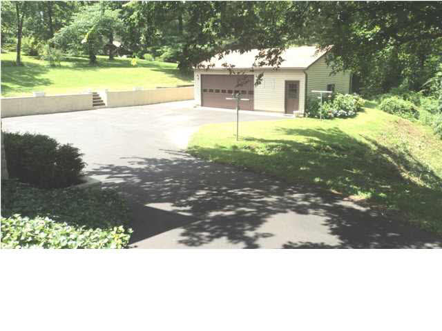 8812 Old State Road Evansville, IN 47711 - Photo 8 of 10 Gallery Image 8