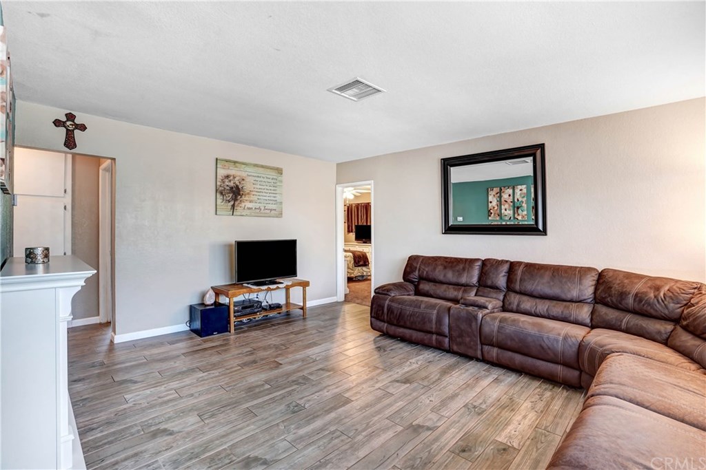 5955 Mitchell Avenue Riverside, CA 92505 - Photo 3 of 14