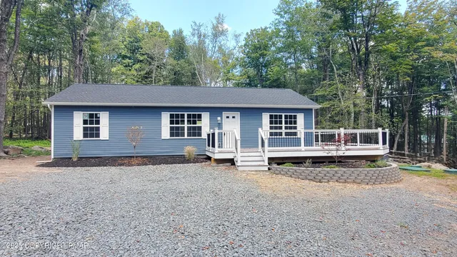 $375,000 | 1708 Horizon Drive, Greentown, PA 18426