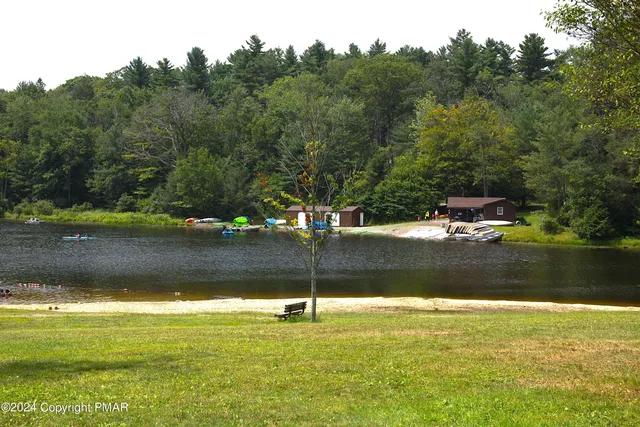 a view of a lake with houses