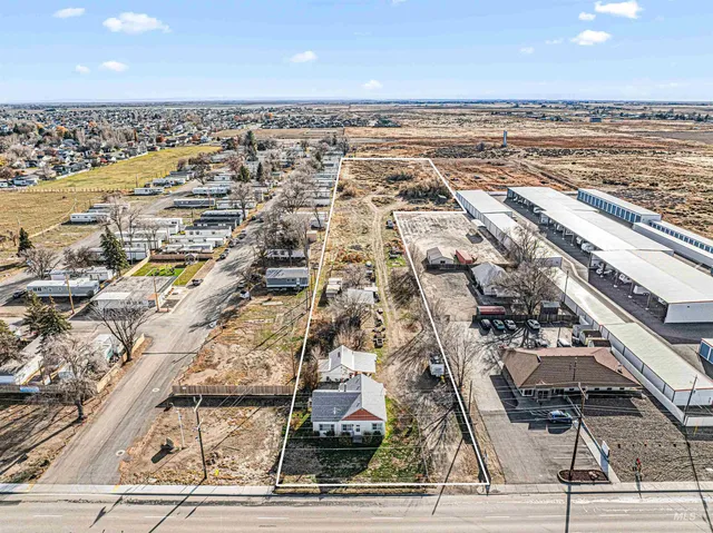 $100,000 | 1115 Airbase Road, Mountain Home, ID 83647