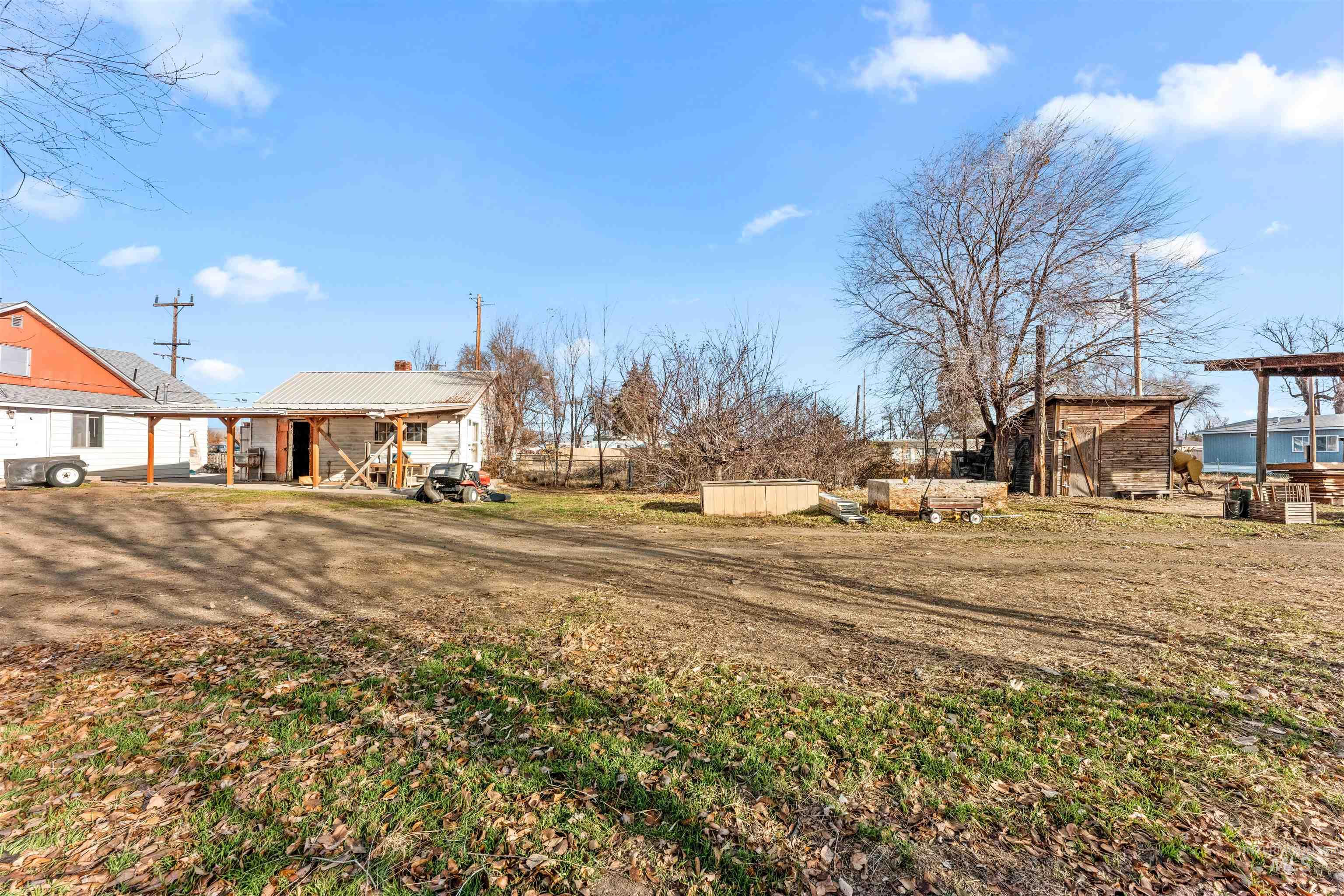 1115 Airbase Road Mountain Home, ID 83647 - Photo 13 of 32 View of yard