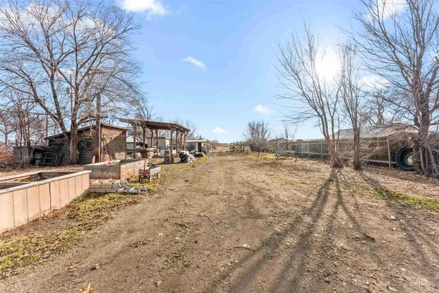 $100,000 | 1115 Airbase Road, Mountain Home, ID 83647