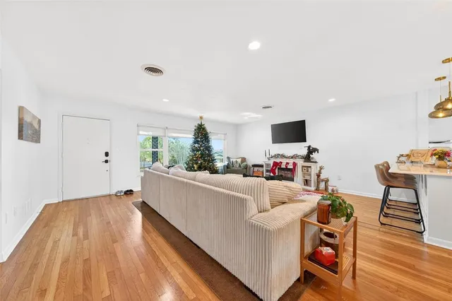 $447,500 | 2311 Sunset Drive, Eustis, FL 32726