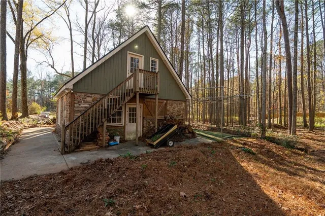 $1,695,000 | 355 Clark Creek Pass, Acworth, GA 30102