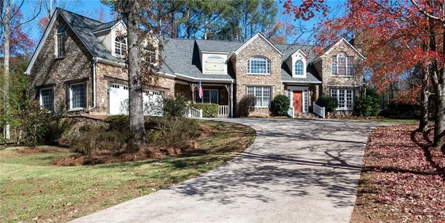 $1,695,000 | 355 Clark Creek Pass, Acworth, GA 30102
