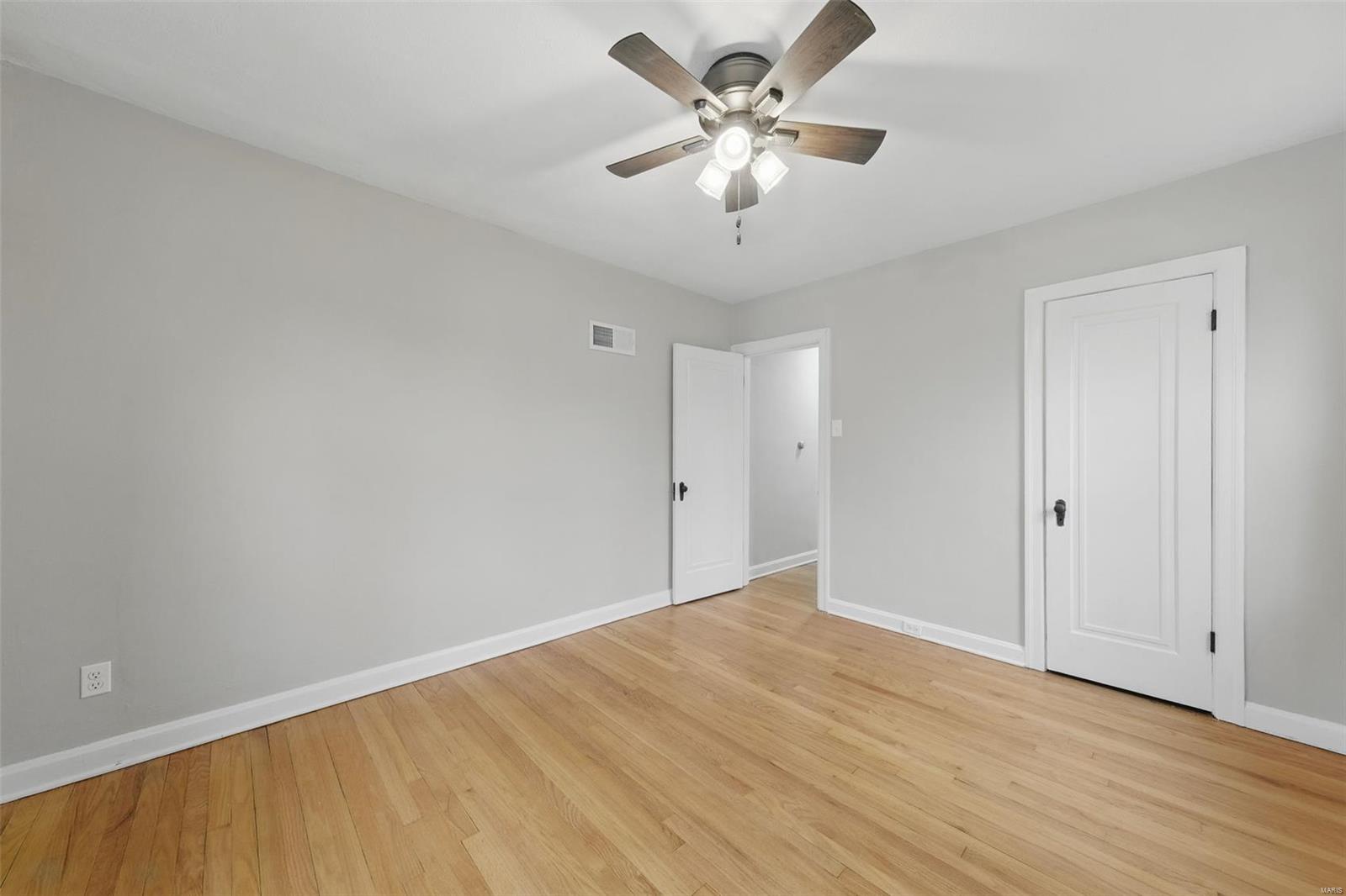 2827 Dunkirk Drive St. Louis, MO 63119 - Photo 13 of 24