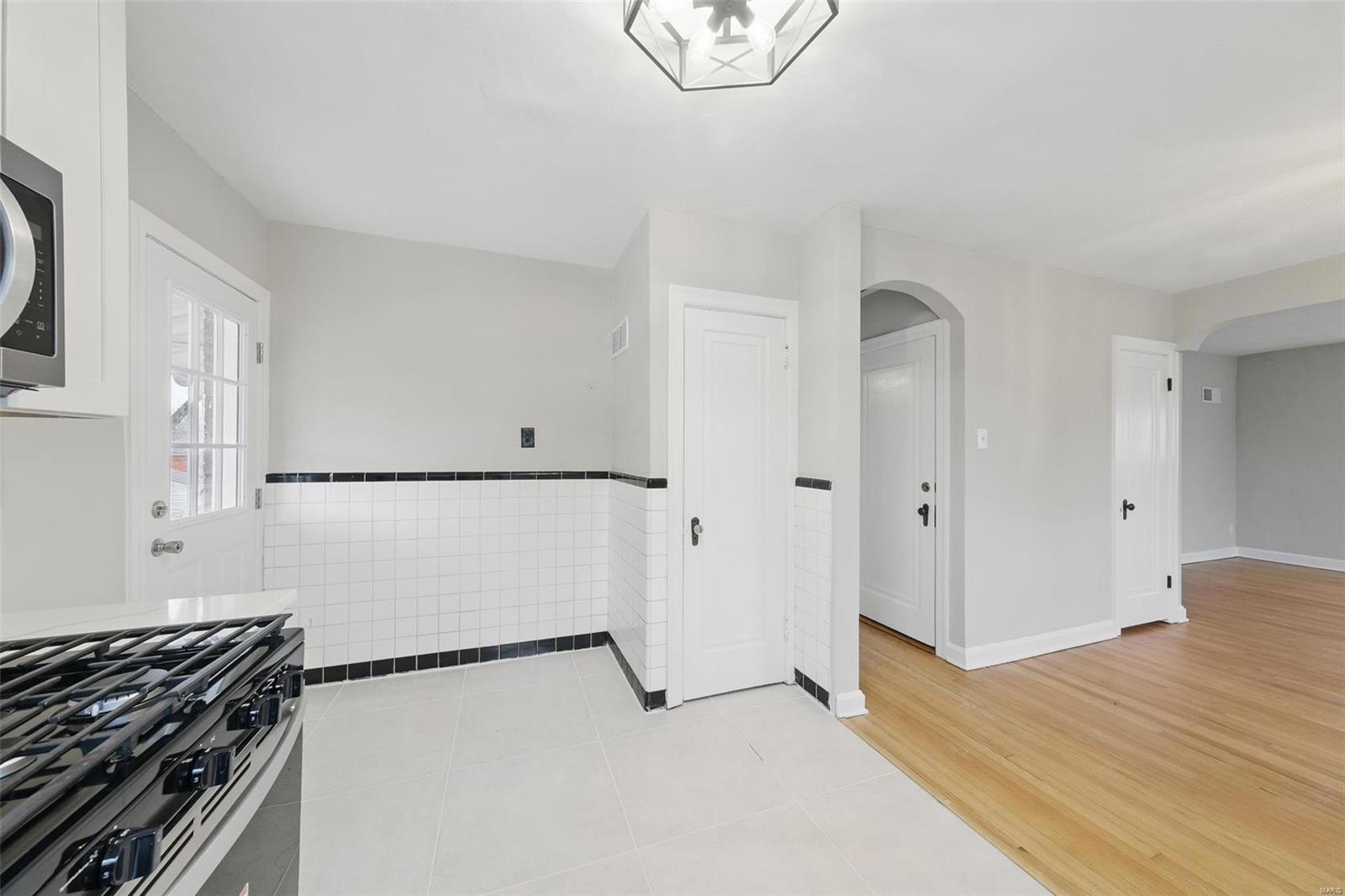 2827 Dunkirk Drive St. Louis, MO 63119 - Photo 10 of 24