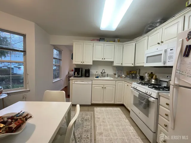 $409,900 | 1207 Cypress Lane, East Brunswick, NJ 08816