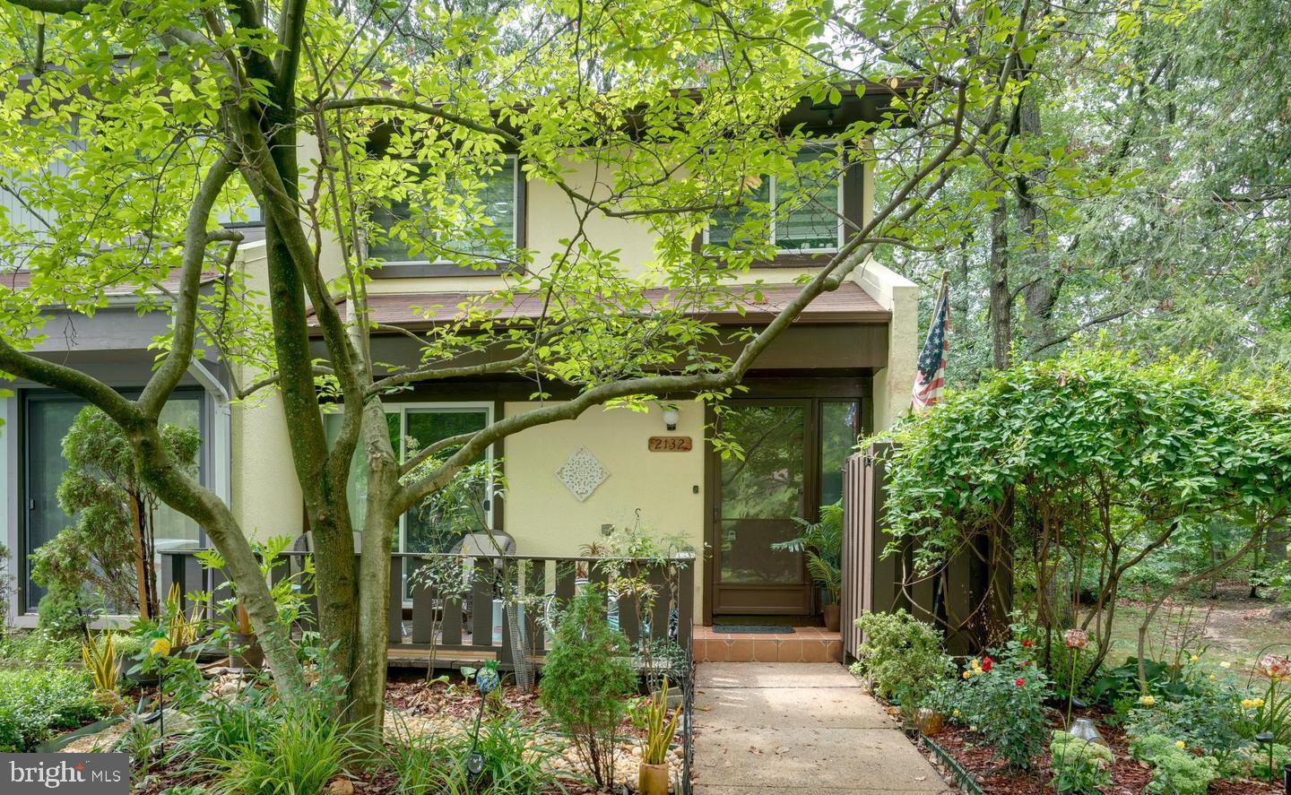 a house view with a outdoor space