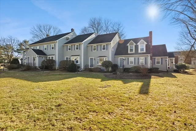 $459,900 | 32 Village Street, Unit 32, Easton, MA 02375