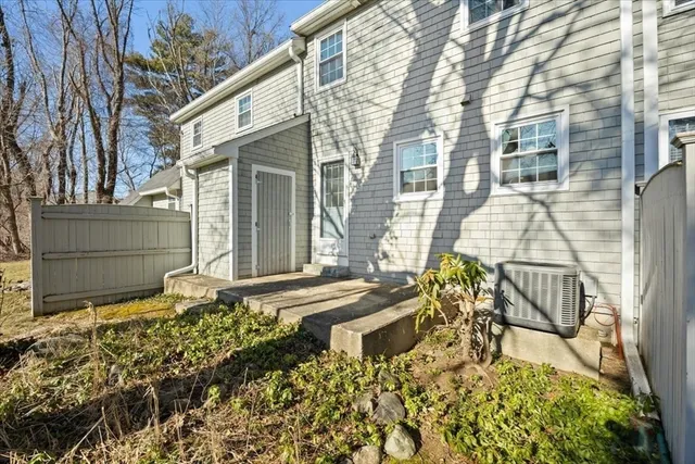 $459,900 | 32 Village Street, Unit 32, Easton, MA 02375