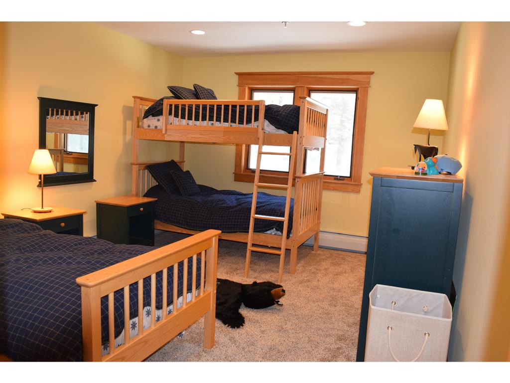 145 Ledgewood Road, Unit D1 Ludlow, VT 05149 - Photo 17 of 31 Gallery Image 17