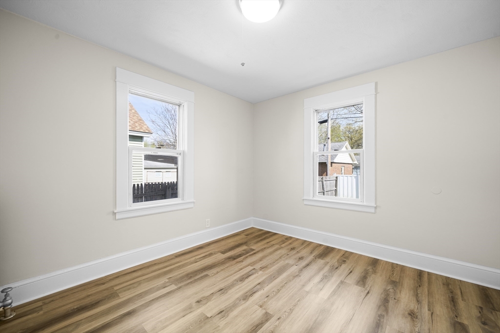 105 Wilber Street Springfield, MA 01104 - Photo 16 of 42