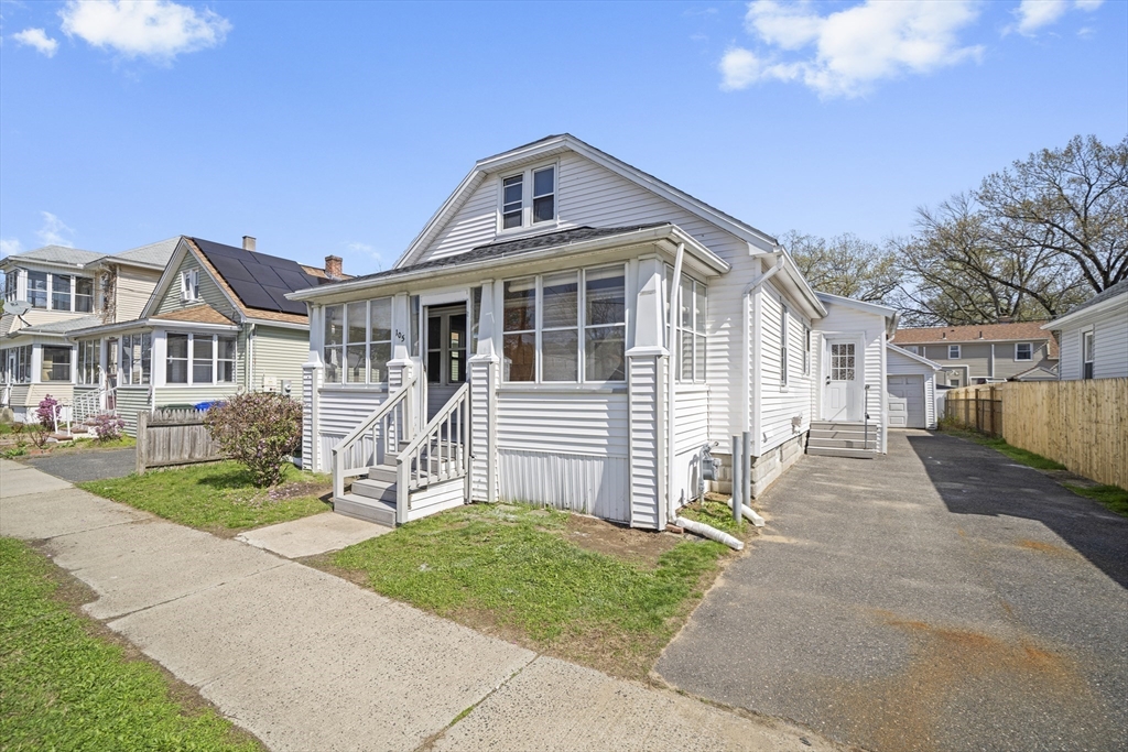 105 Wilber Street Springfield, MA 01104 - Photo 2 of 42