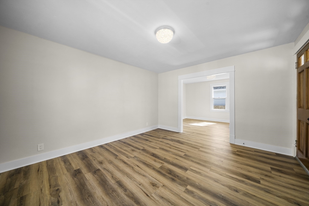 105 Wilber Street Springfield, MA 01104 - Photo 27 of 42