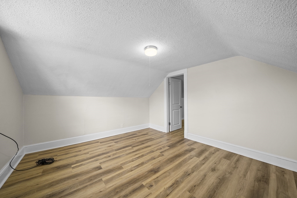 105 Wilber Street Springfield, MA 01104 - Photo 29 of 42