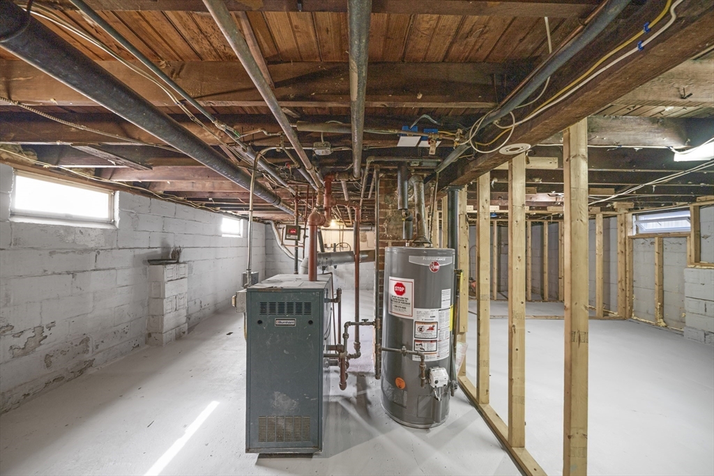 105 Wilber Street Springfield, MA 01104 - Photo 36 of 42