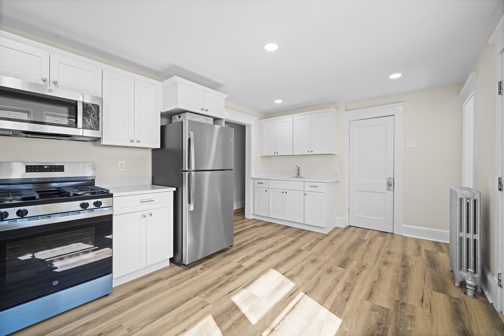 105 Wilber Street Springfield, MA 01104 - Photo 9 of 42