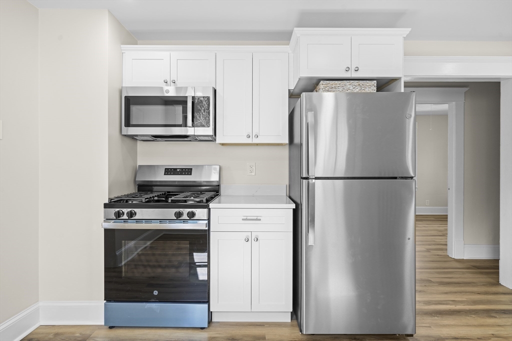 105 Wilber Street Springfield, MA 01104 - Photo 10 of 42