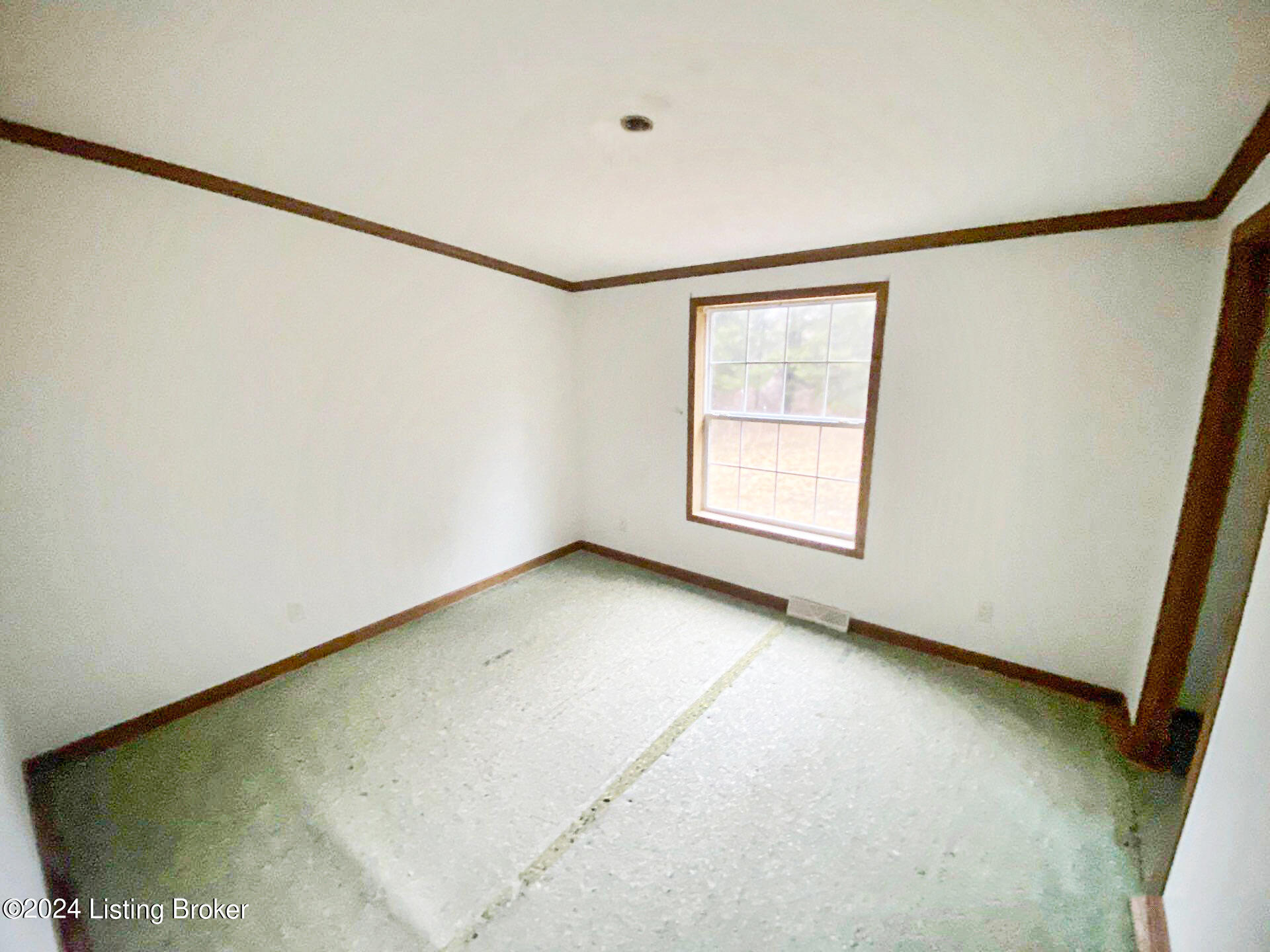 2036 Hardesty Raymond Road Webster, KY 40176 - Photo 15 of 24 21-Jan 24 2024 09_09am-DFJT