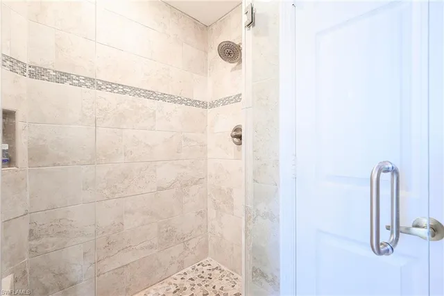 $475,000 | 3059 Horizon Lane, Unit 1605, Naples, FL 34109